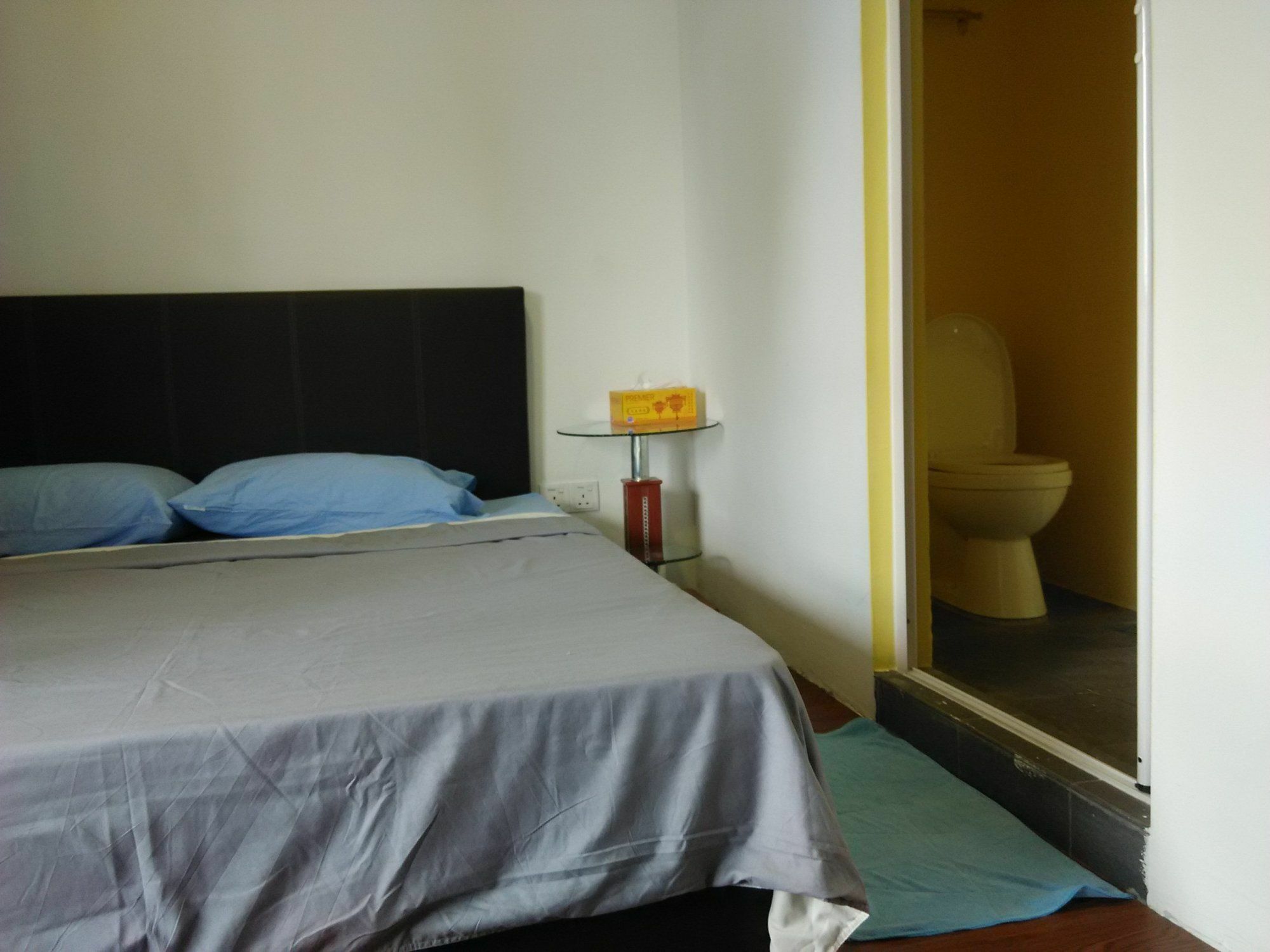 Moon Eleven Hostel Near Klia & Klia2 Sepang Dış mekan fotoğraf